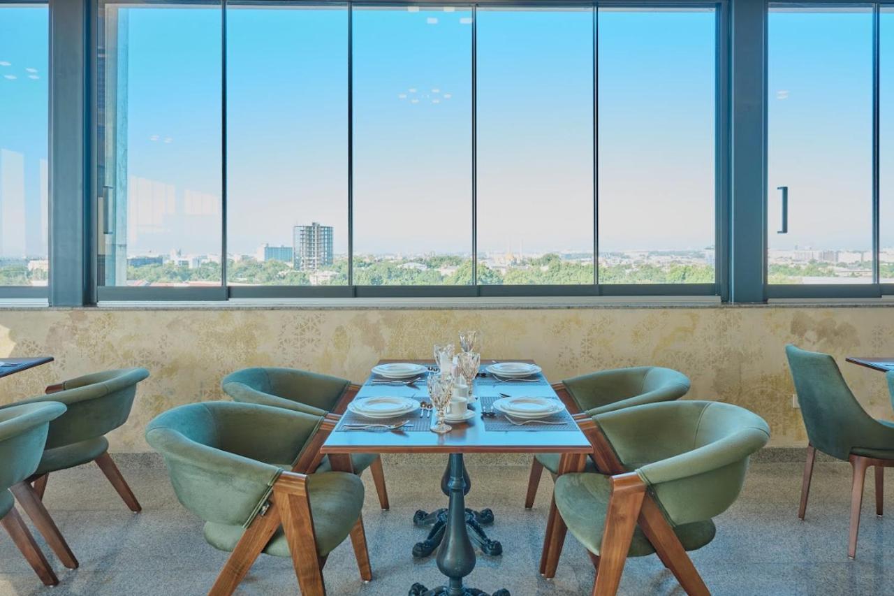 Al Anvar Halal Hotel By Hotelpro Group Tashkent Ngoại thất bức ảnh