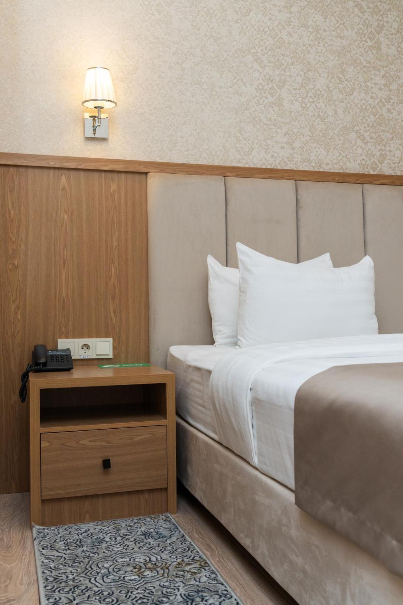 Al Anvar Halal Hotel By Hotelpro Group Tashkent Ngoại thất bức ảnh