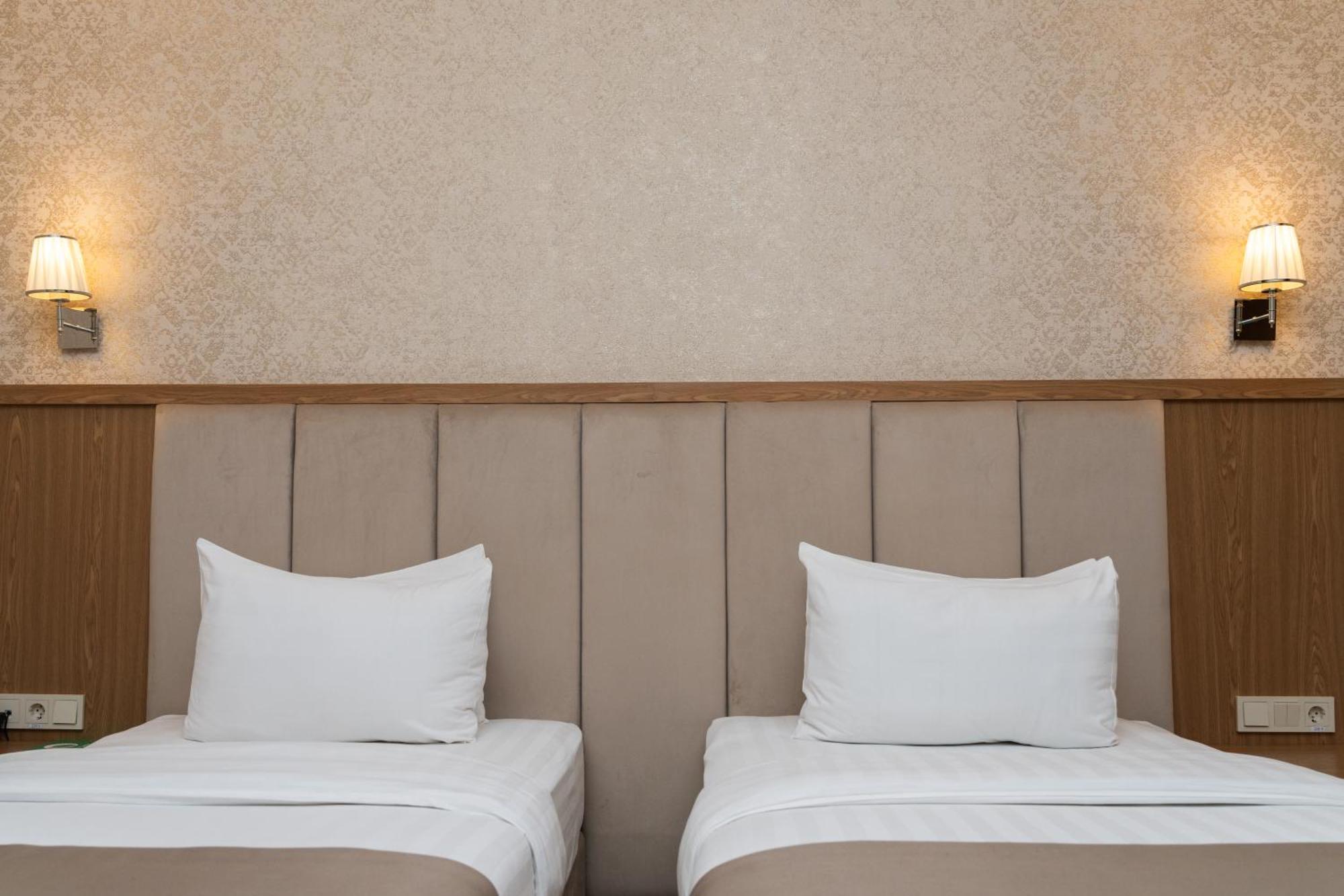 Al Anvar Halal Hotel By Hotelpro Group Tashkent Ngoại thất bức ảnh