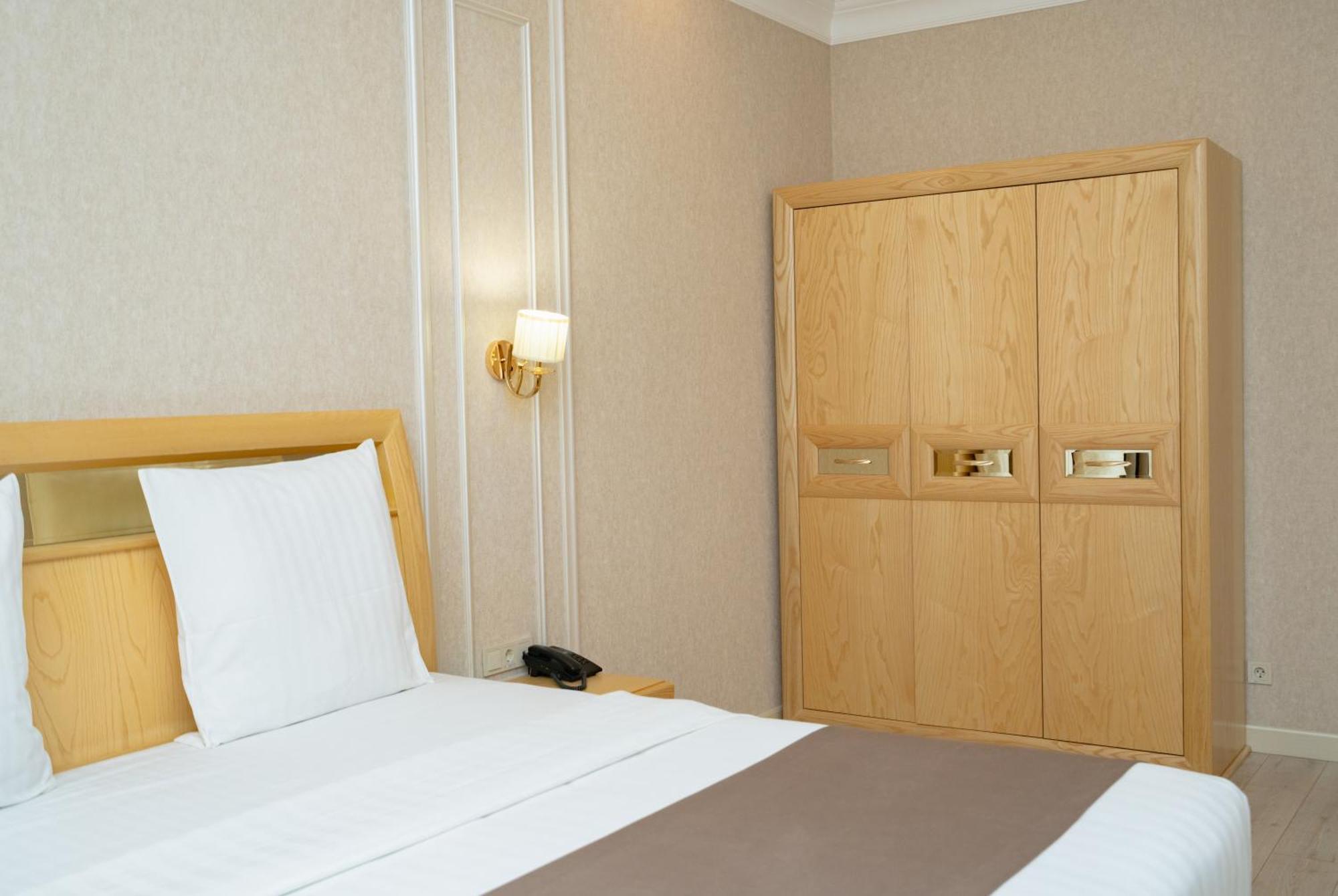 Al Anvar Halal Hotel By Hotelpro Group Tashkent Ngoại thất bức ảnh