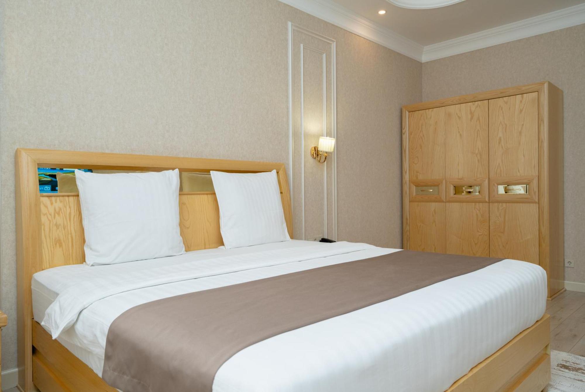 Al Anvar Halal Hotel By Hotelpro Group Tashkent Ngoại thất bức ảnh
